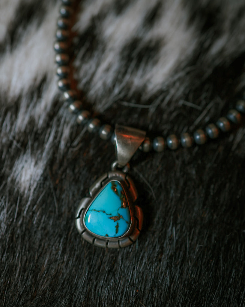 Turquoise pendant - Smokin' Blues Turquoise