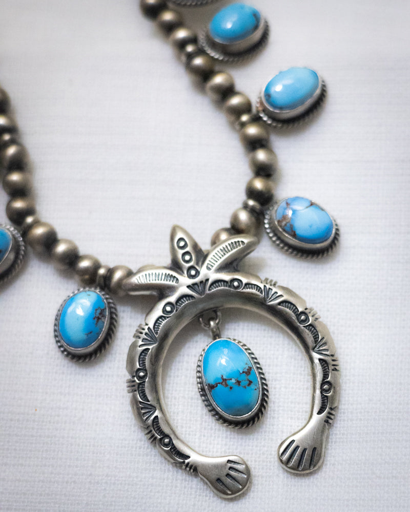 Golden Hills Necklace Set