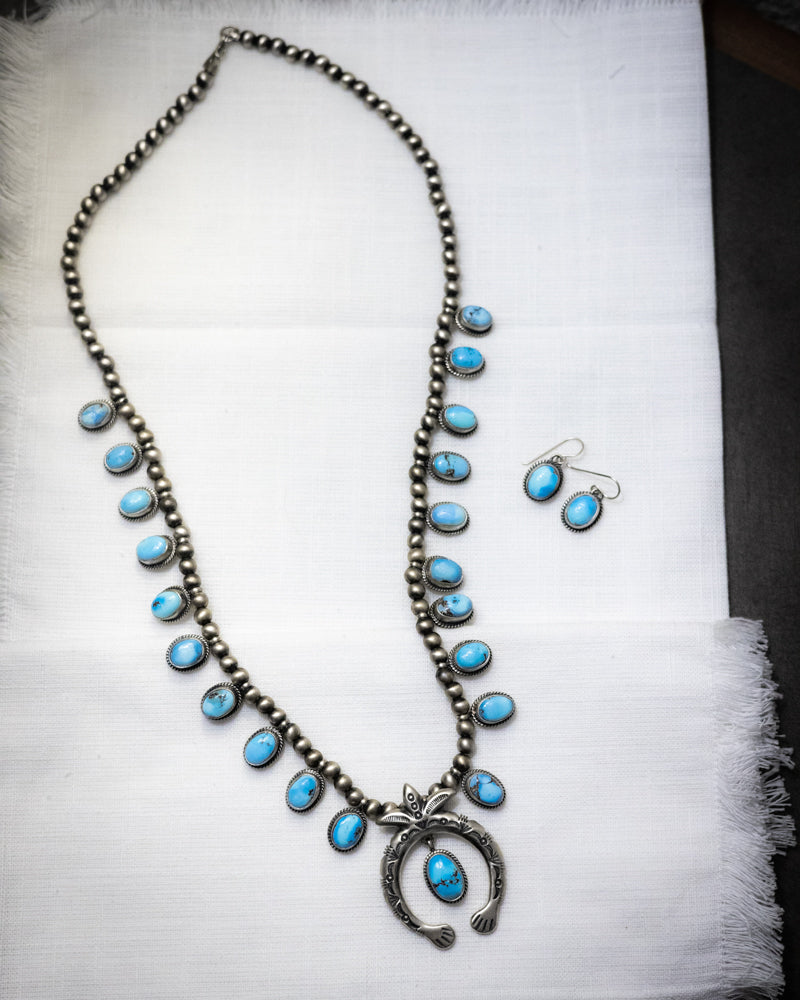 Golden Hills Necklace Set