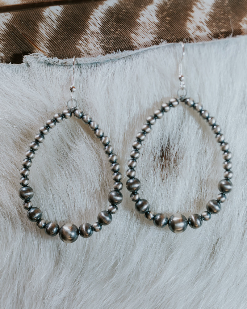 Navajo Pearl Earrings