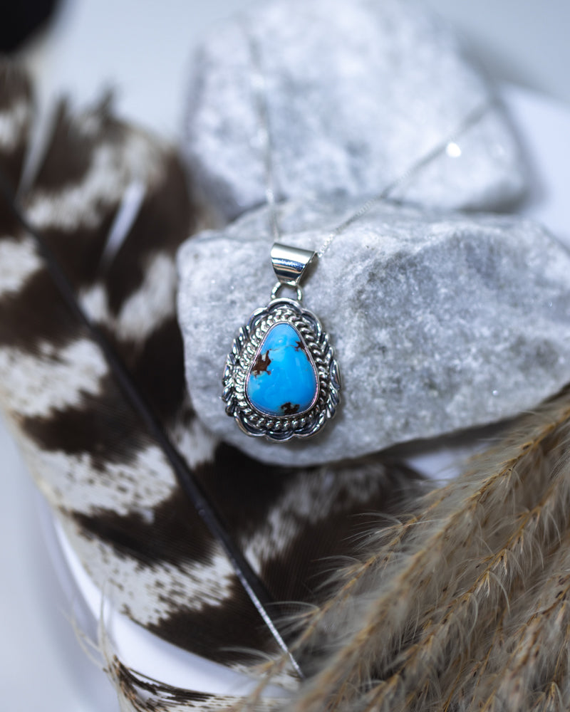 Turquoise Pendant - Golden Hills - Smokin' Blues Turquoise