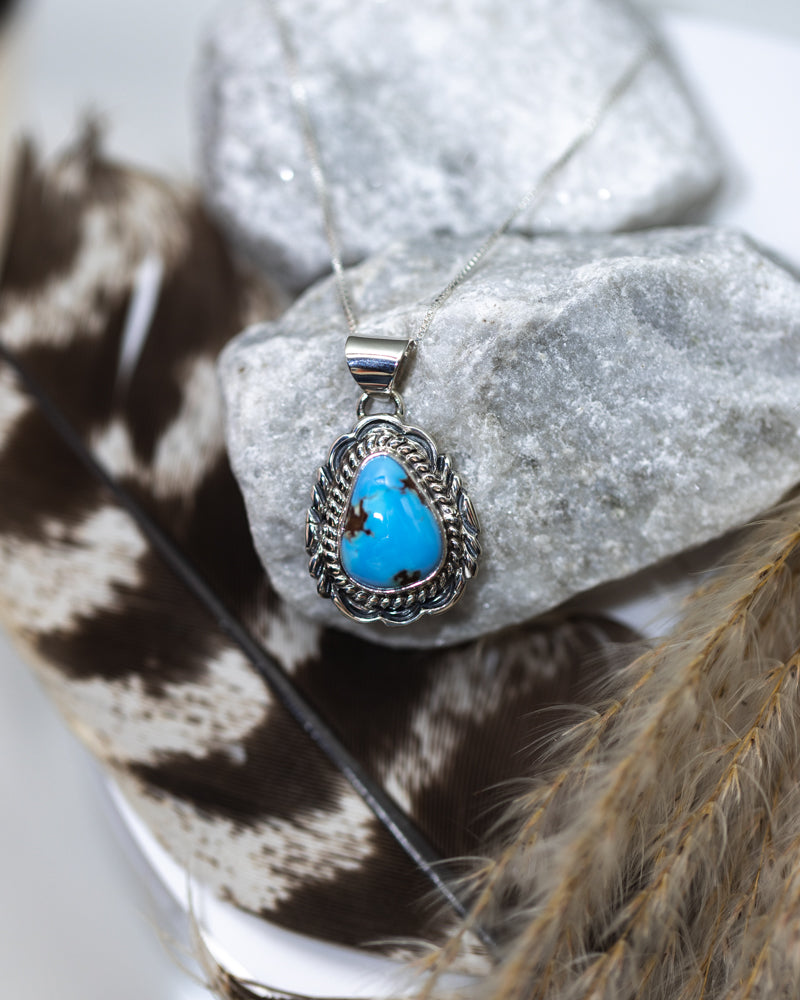 Turquoise Pendant - Golden Hills - Smokin' Blues Turquoise
