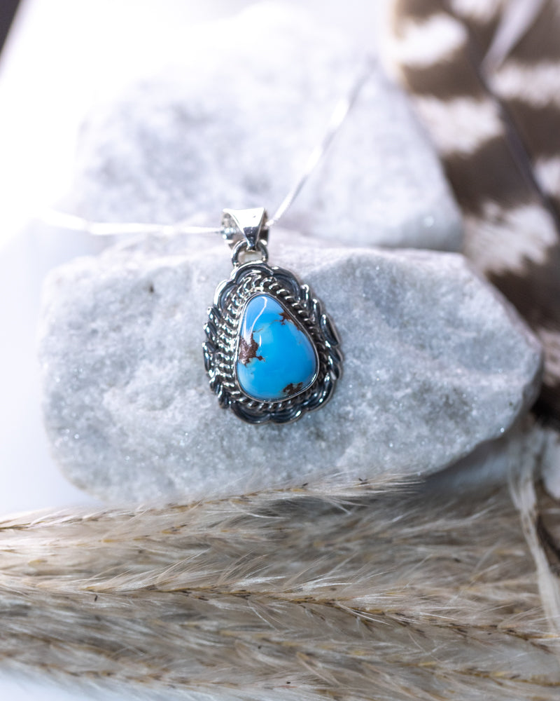 Turquoise Pendant - Golden Hills - Smokin' Blues Turquoise