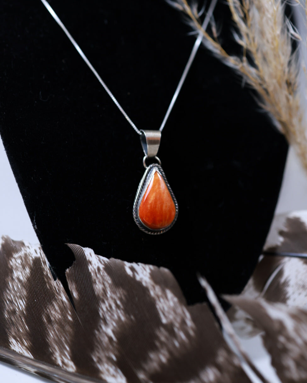 Spiny Oyster Pendant