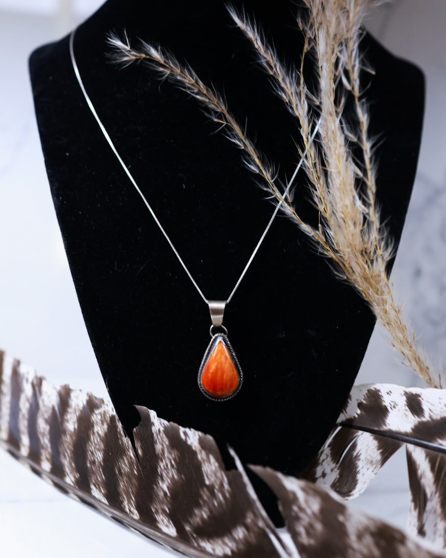 Spiny Oyster Pendant