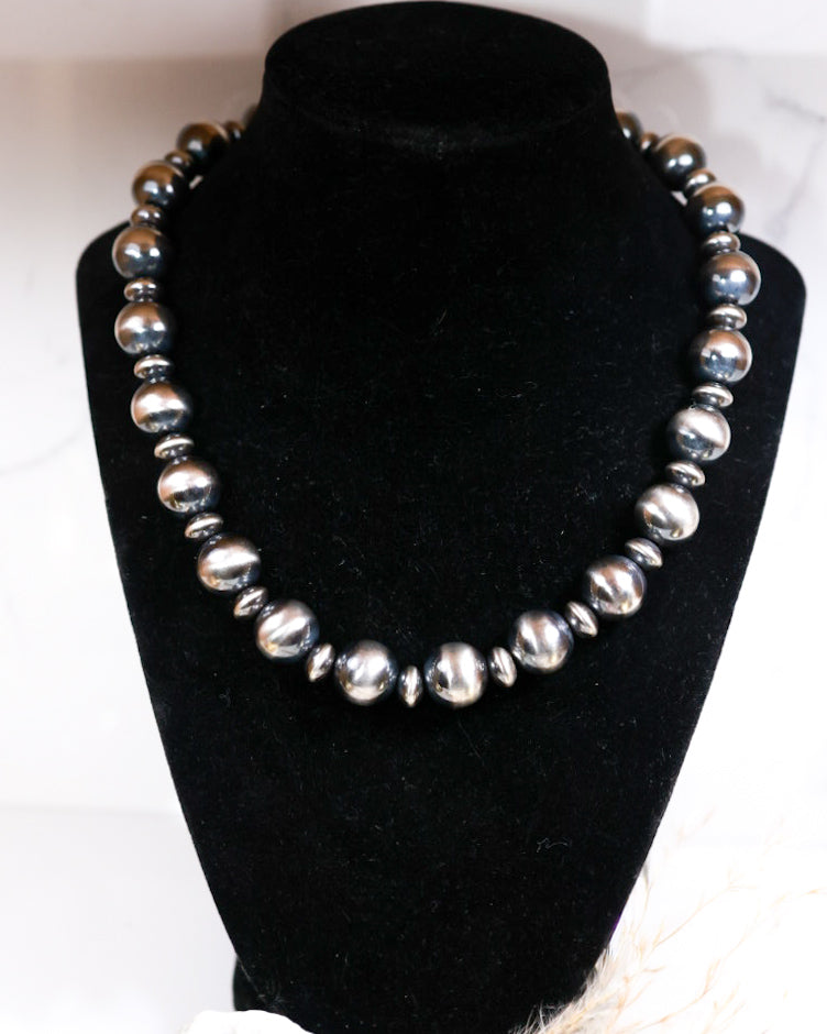 Navajo Pearl Necklace - 14MM 18” – Smokin' Blues Turquoise