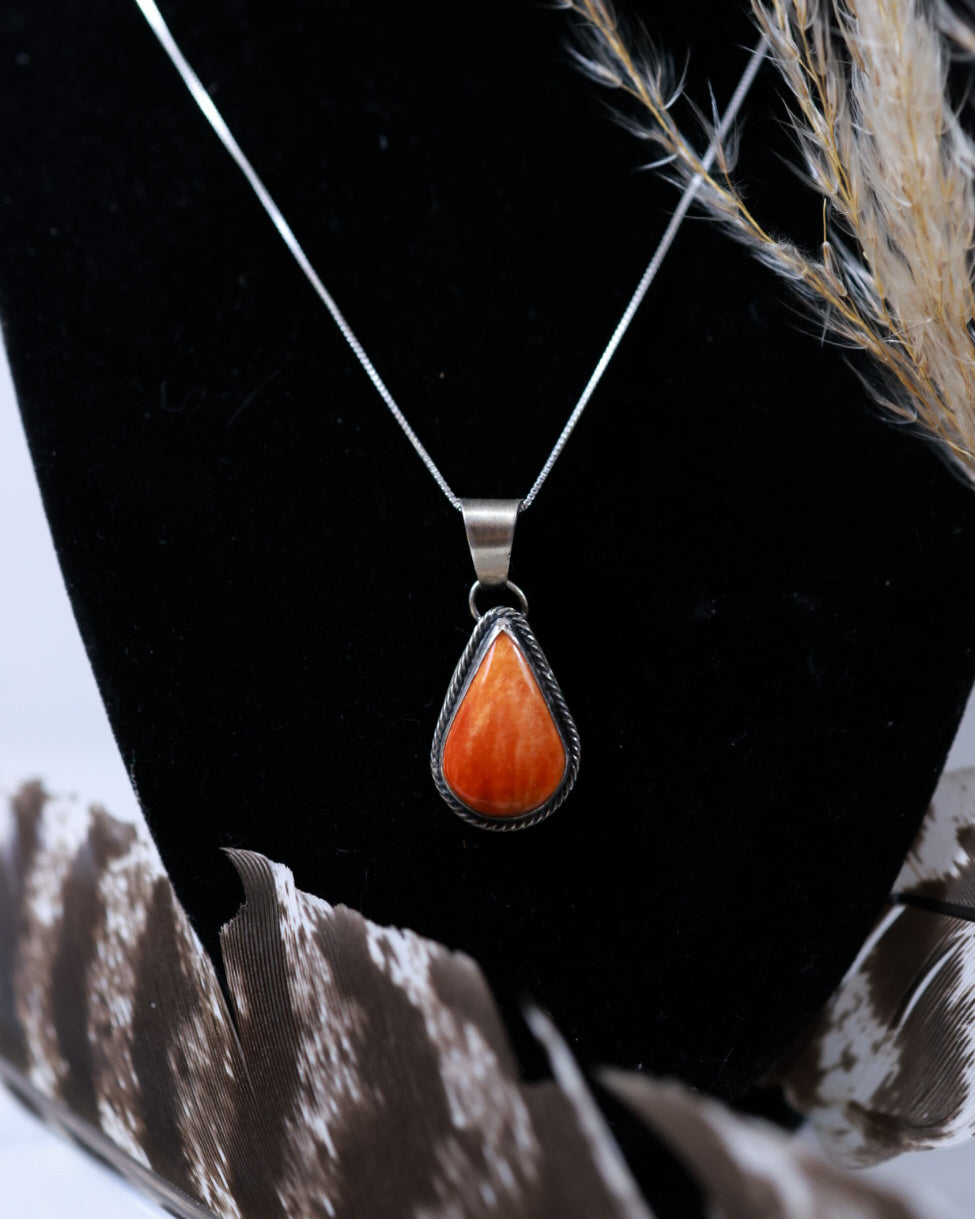 Spiny Oyster Pendant